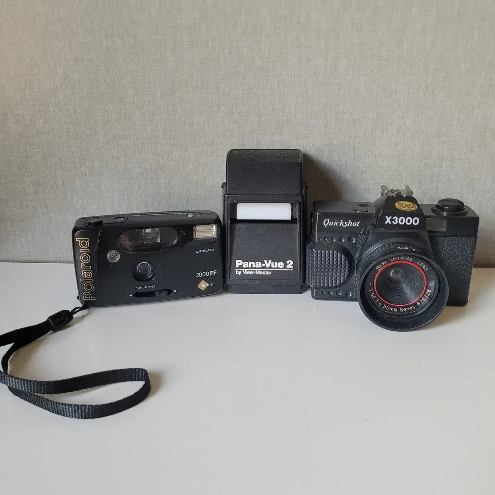 Polaroid Quickshot Pana-Vue Camera Lot Unisex OS Black Fair Vintage Retro Analog